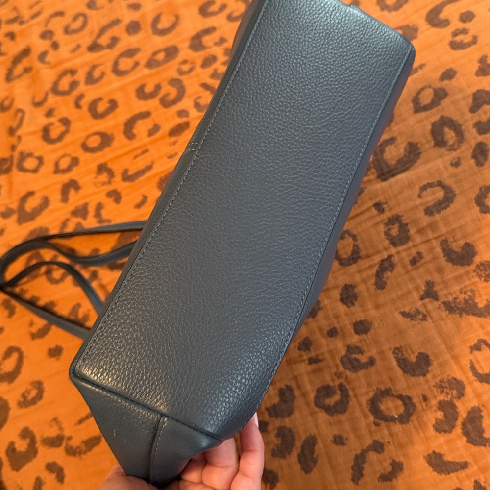 Elegant blue Leather Tote Bag - Picture 2 of 3